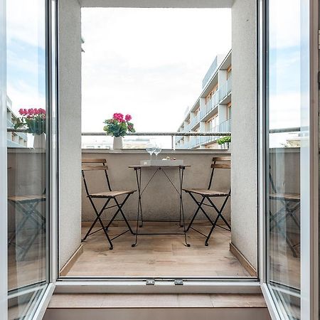 Poznanska P&O Apartments Варшава Экстерьер фото